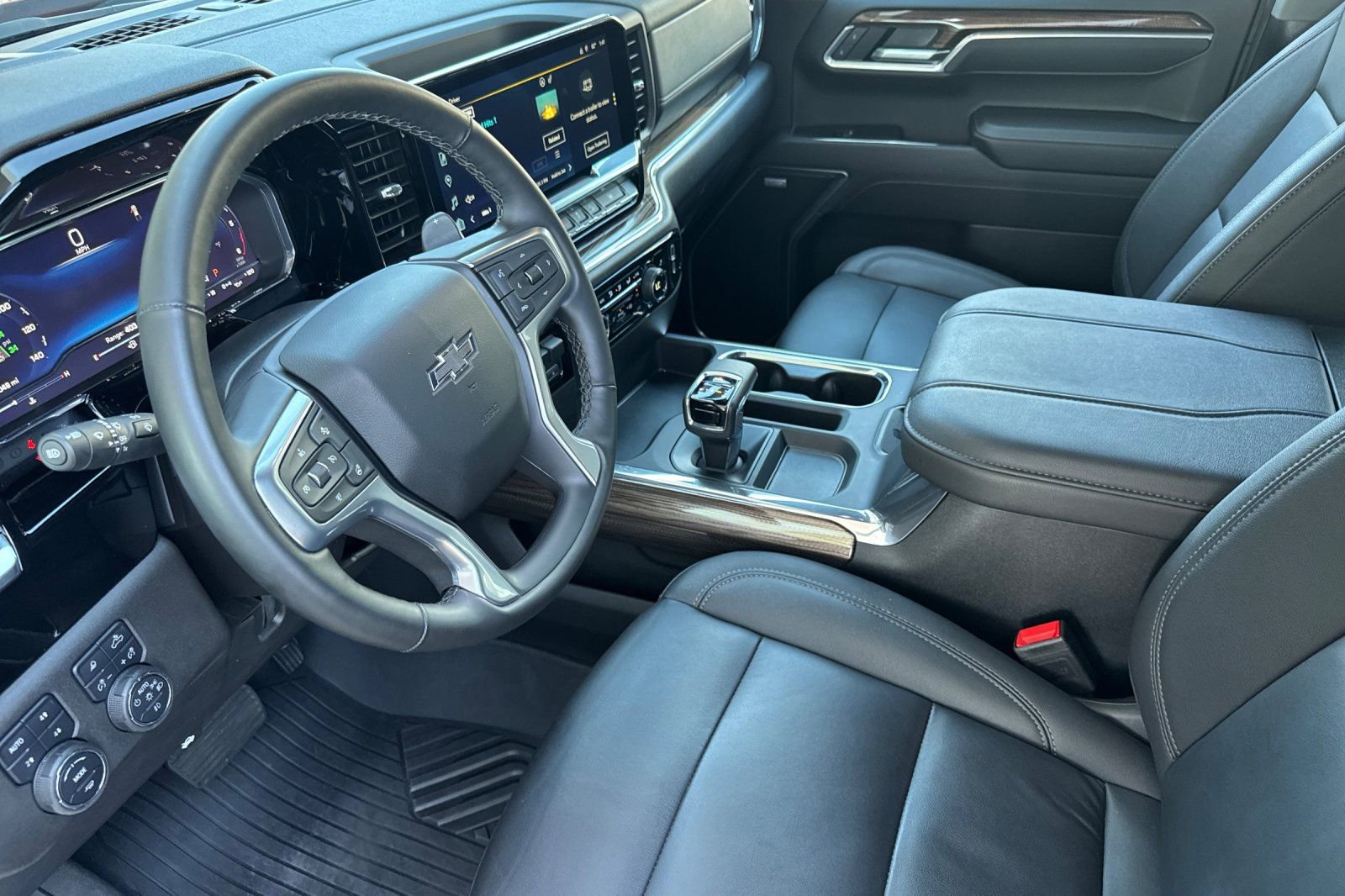 Certified 2025 Chevrolet Silverado 1500 RST w/ Convenience Package II image 9