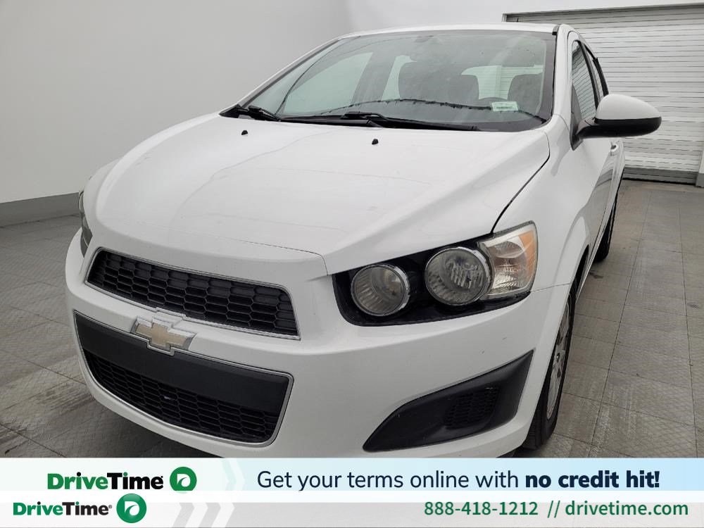Used 2016 Chevrolet Sonic LT FWD image 1
