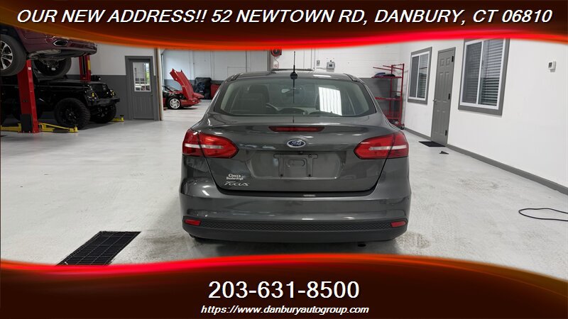 Used 2015 Ford Focus S FWD image 4