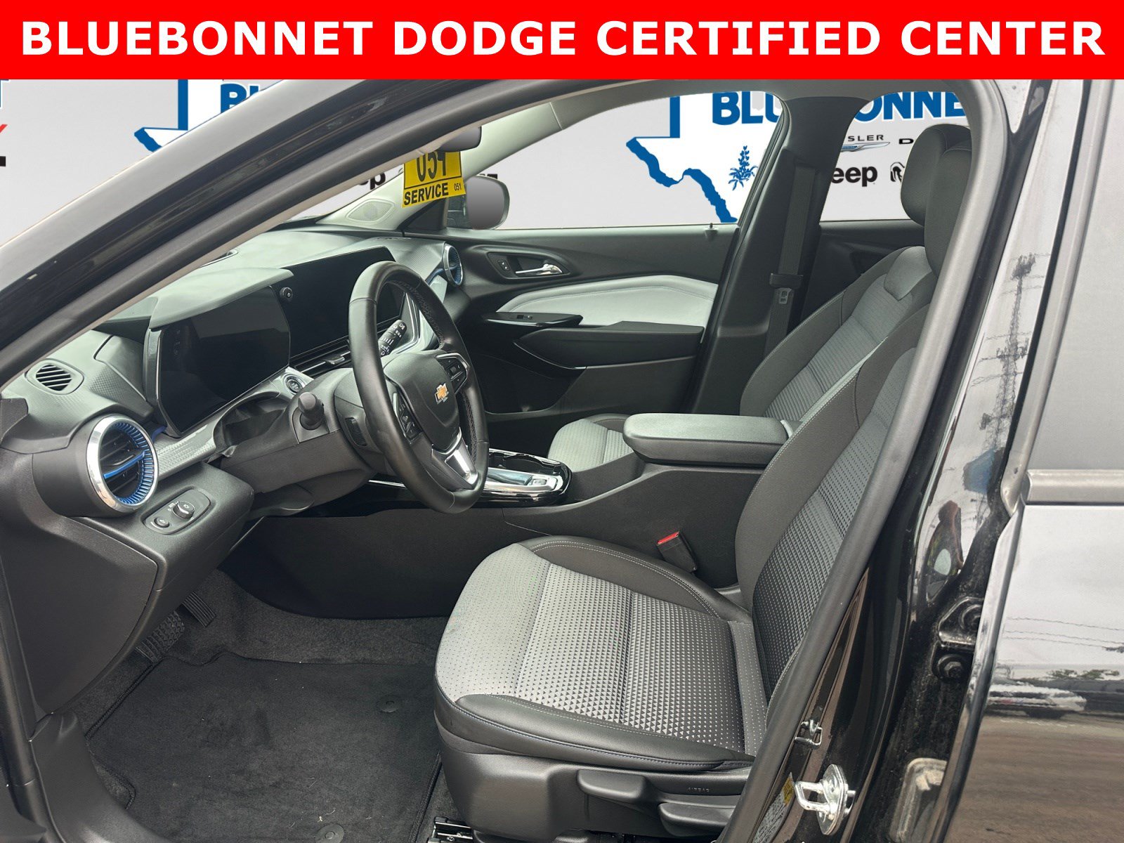 Used 2025 Chevrolet Trax LT w/ Driver Confidence Package FWD image 11