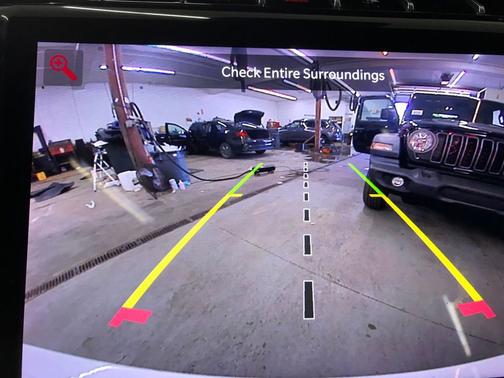 Used 2024 Jeep Grand Cherokee Limited 4xe image 19