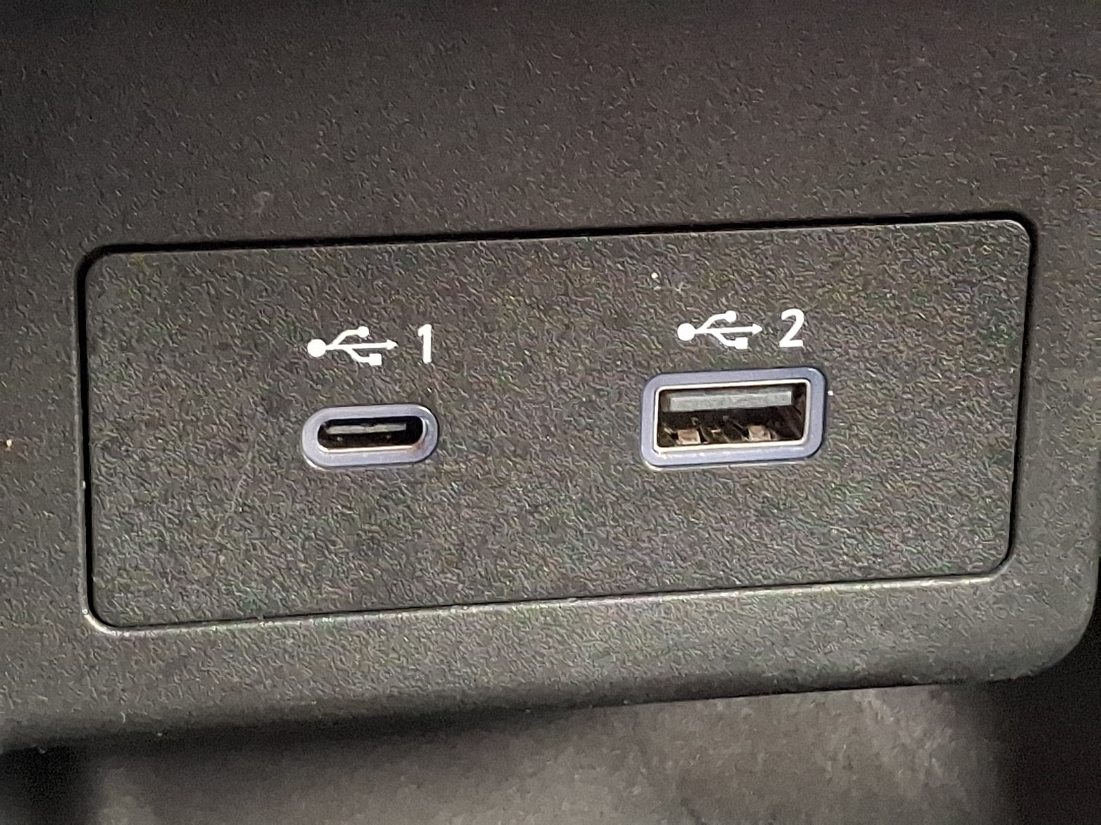 Used 2024 Nissan Kicks SV FWD image 22