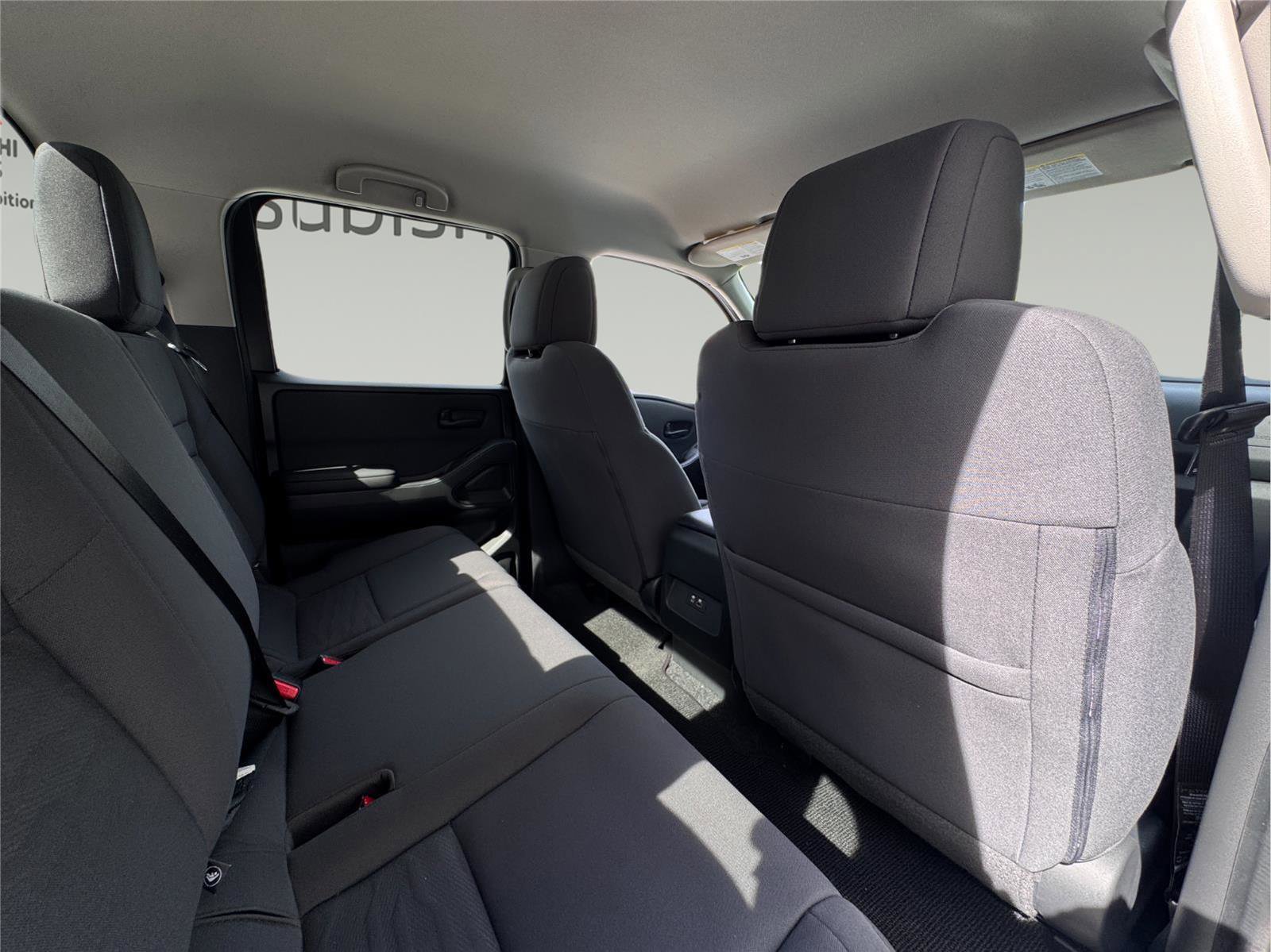 Used 2024 Nissan Frontier S image 19