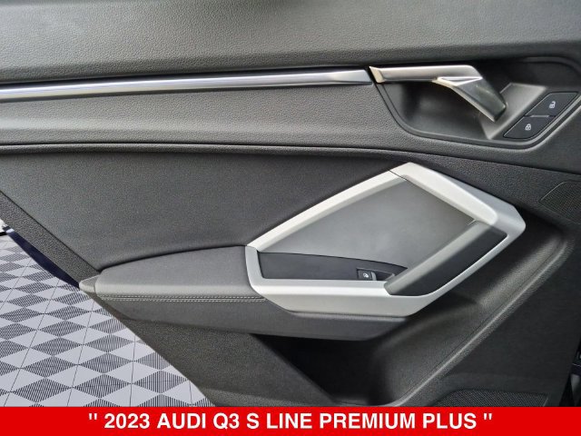 Used 2023 Audi Q3 2.0T Premium Plus w/ Premium Plus Package AWD/4WD image 29