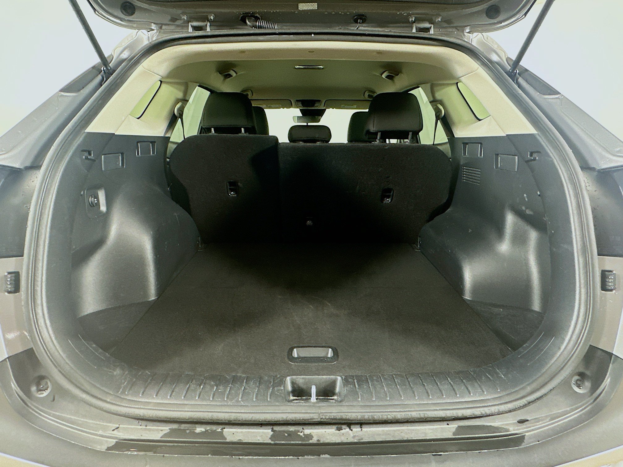 Used 2025 Kia Sportage LX FWD image 27