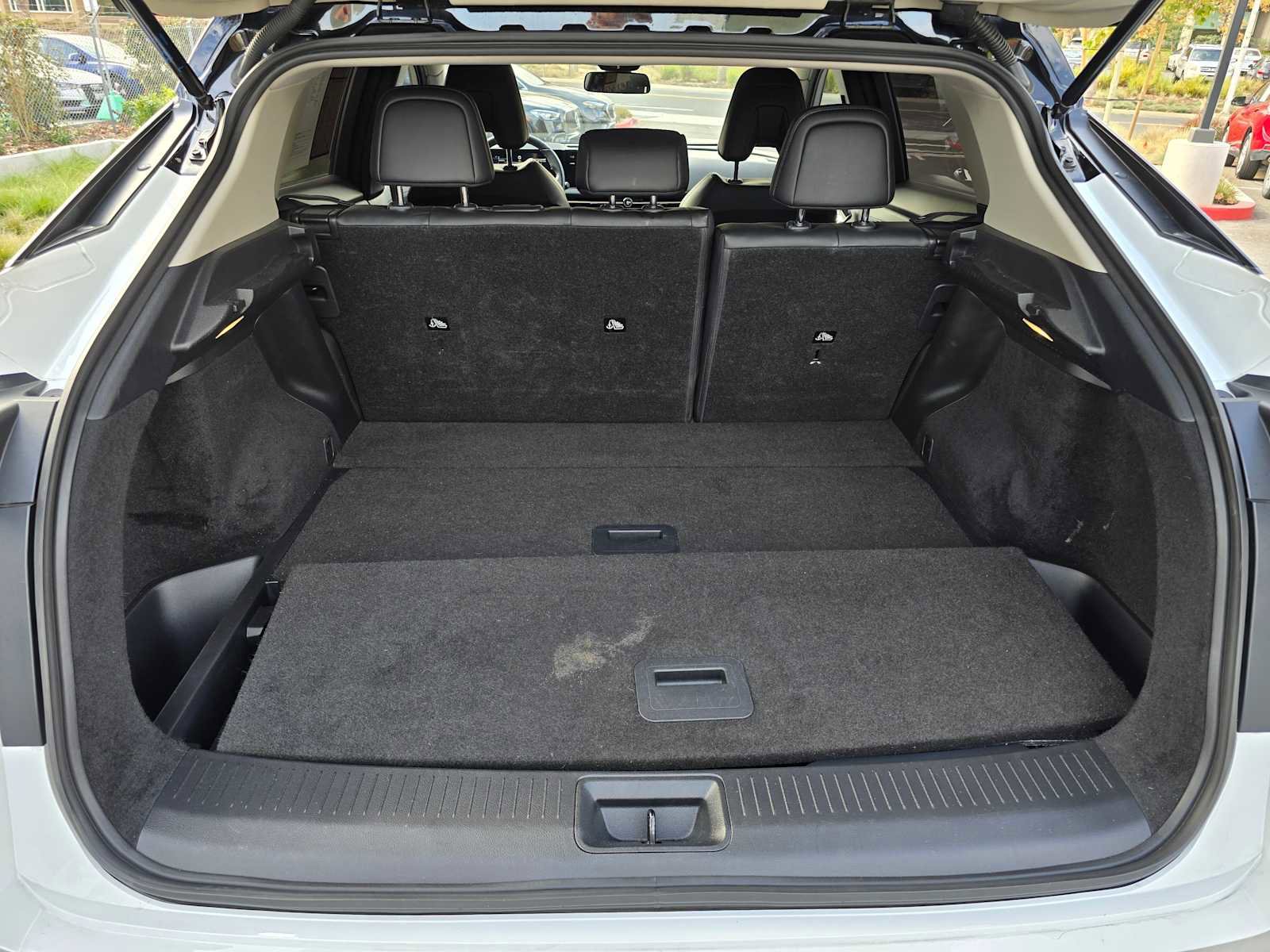 Used 2024 Nissan Ariya AWD image 14