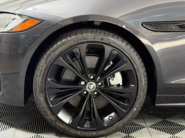 New 2024 Jaguar XF R-Dynamic SE image 13