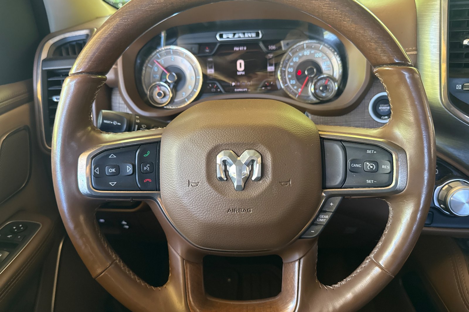 Used 2020 RAM 1500 Limited RWD image 29