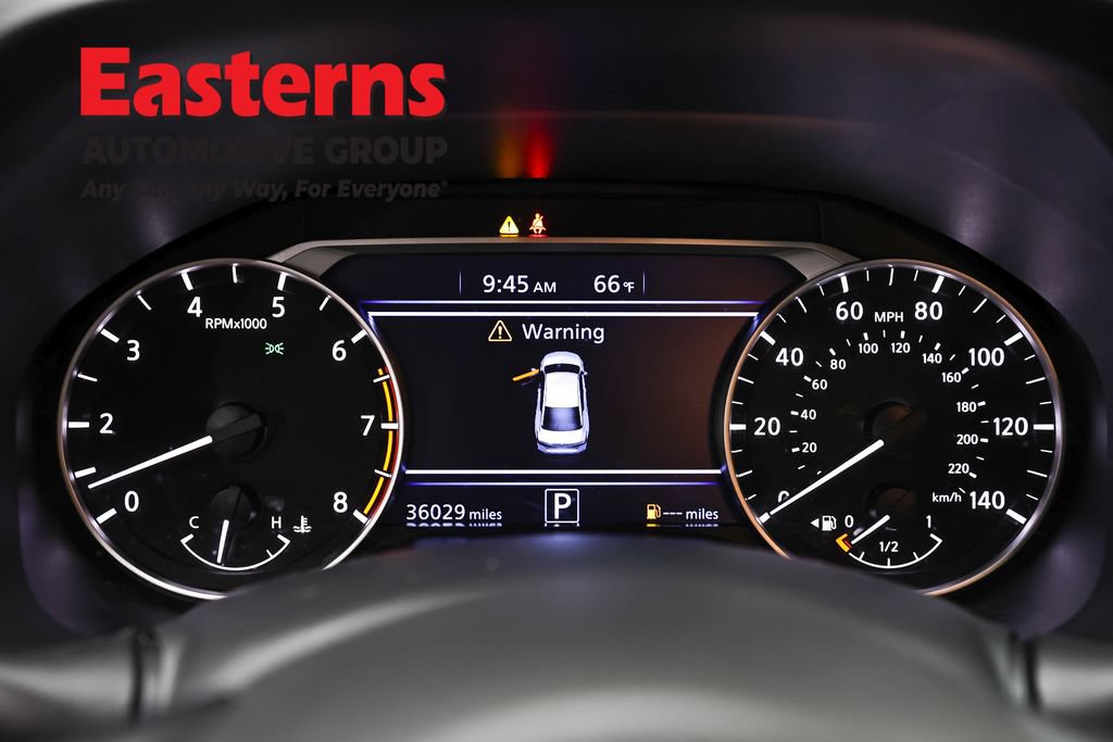 Used 2025 Nissan Altima 2.5 SV FWD image 18