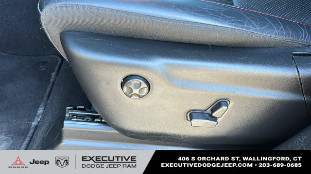 Used 2025 Dodge Durango R/T AWD/4WD image 11