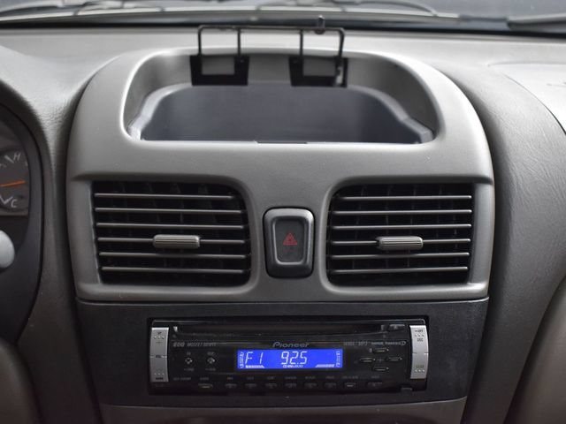 Used 2002 Nissan Sentra GXE FWD image 14