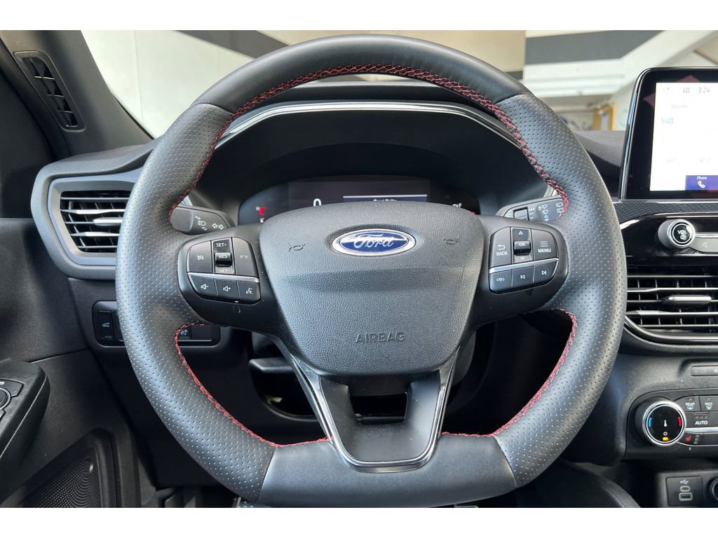 Used 2024 Ford Escape ST-Line image 25