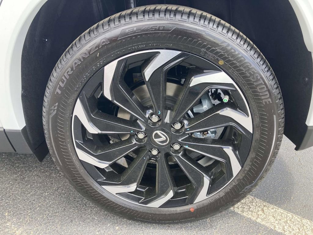 New 2026 Lexus UX 300h FWD image 7