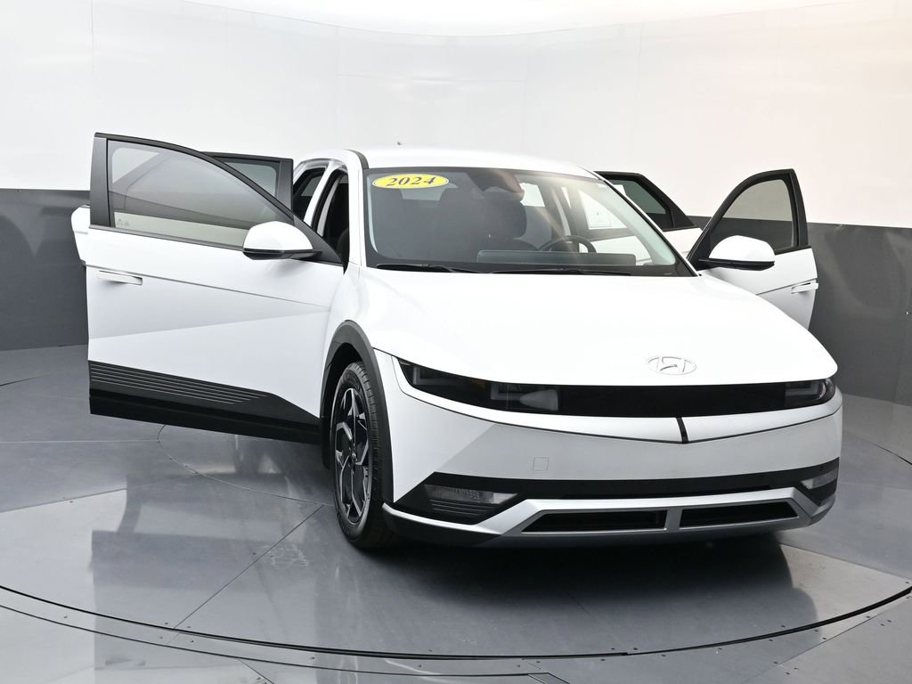 Used 2024 Hyundai Ioniq 5 SEL image 29