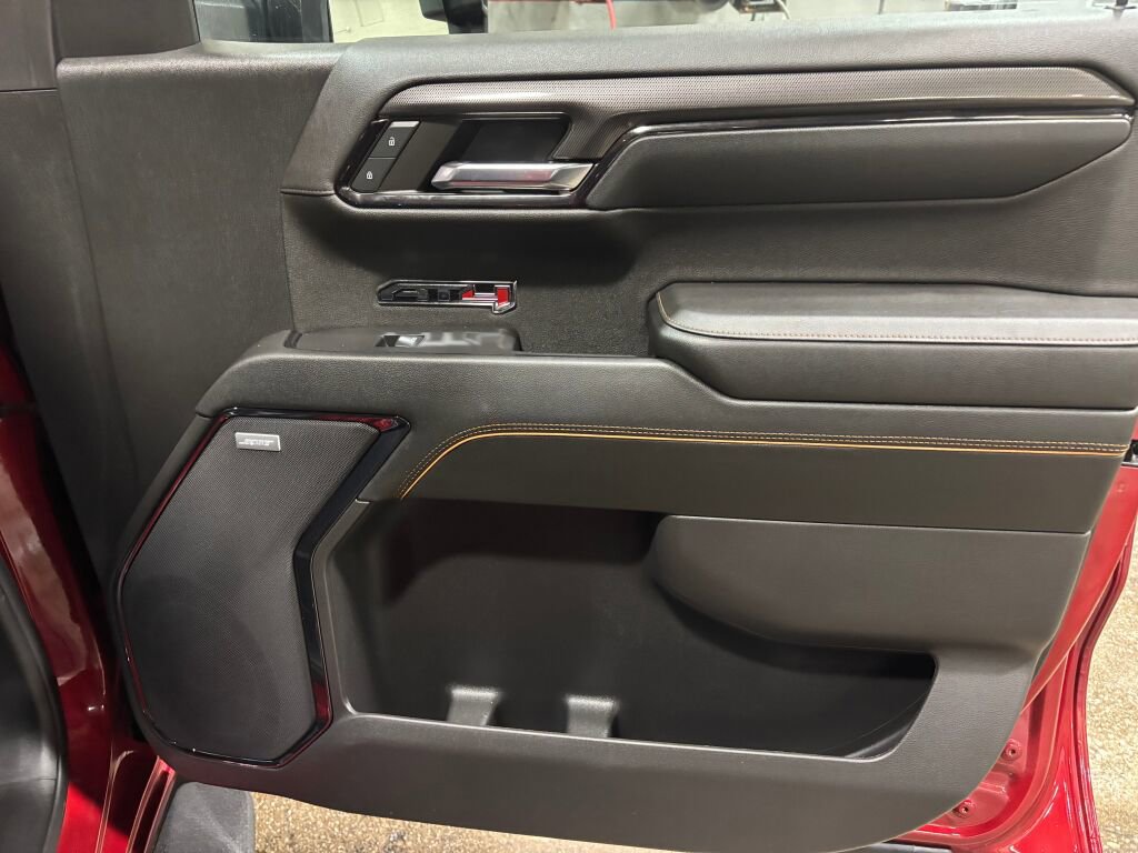 Used 2024 GMC Sierra 1500 AT4 w/ Technology Package image 24