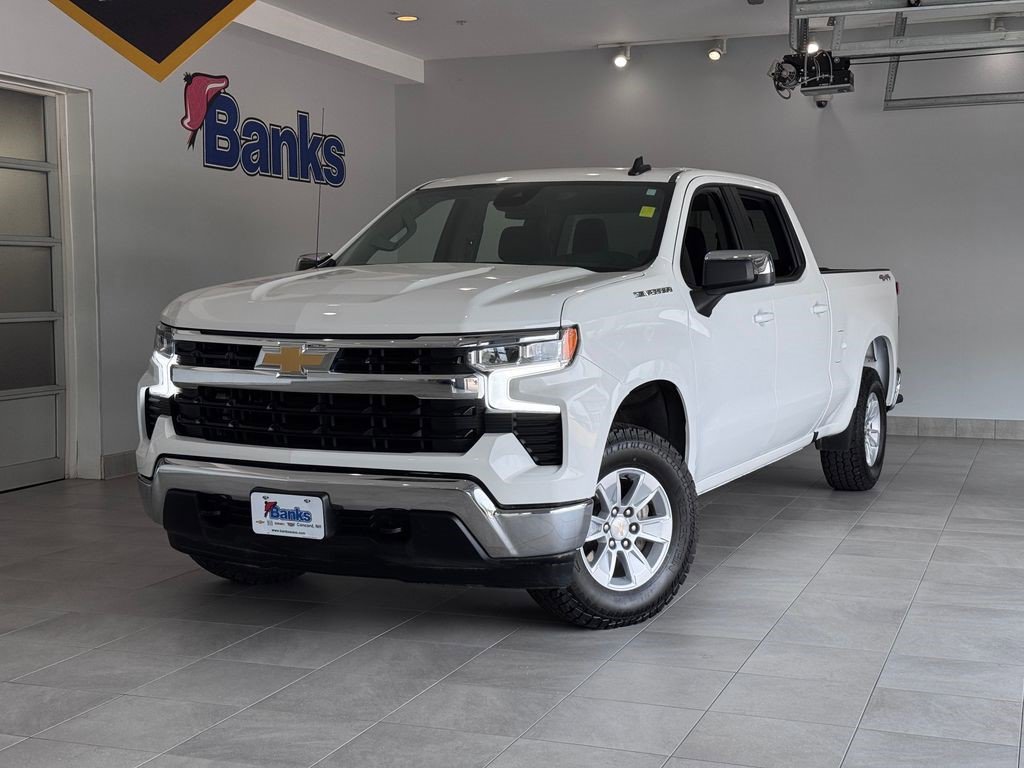 Used 2025 Chevrolet Silverado 1500 LT w/ Work Truck Package AWD/4WD image 2