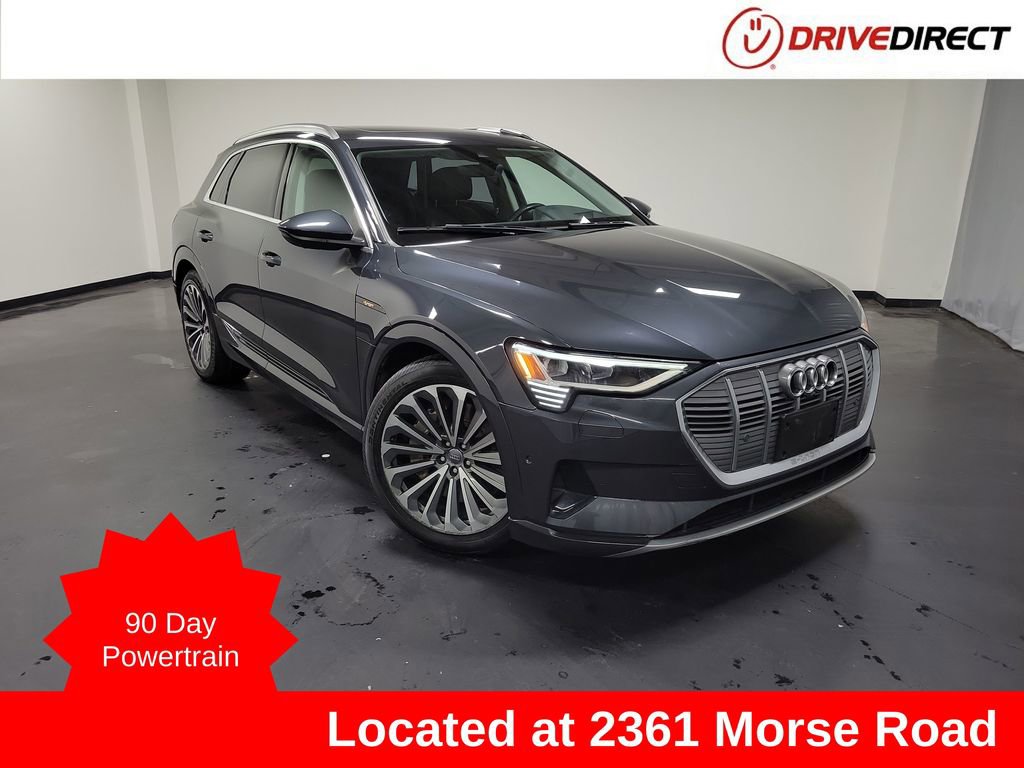 Used 2019 Audi e-tron Prestige w/ Prestige Package AWD/4WD image 1