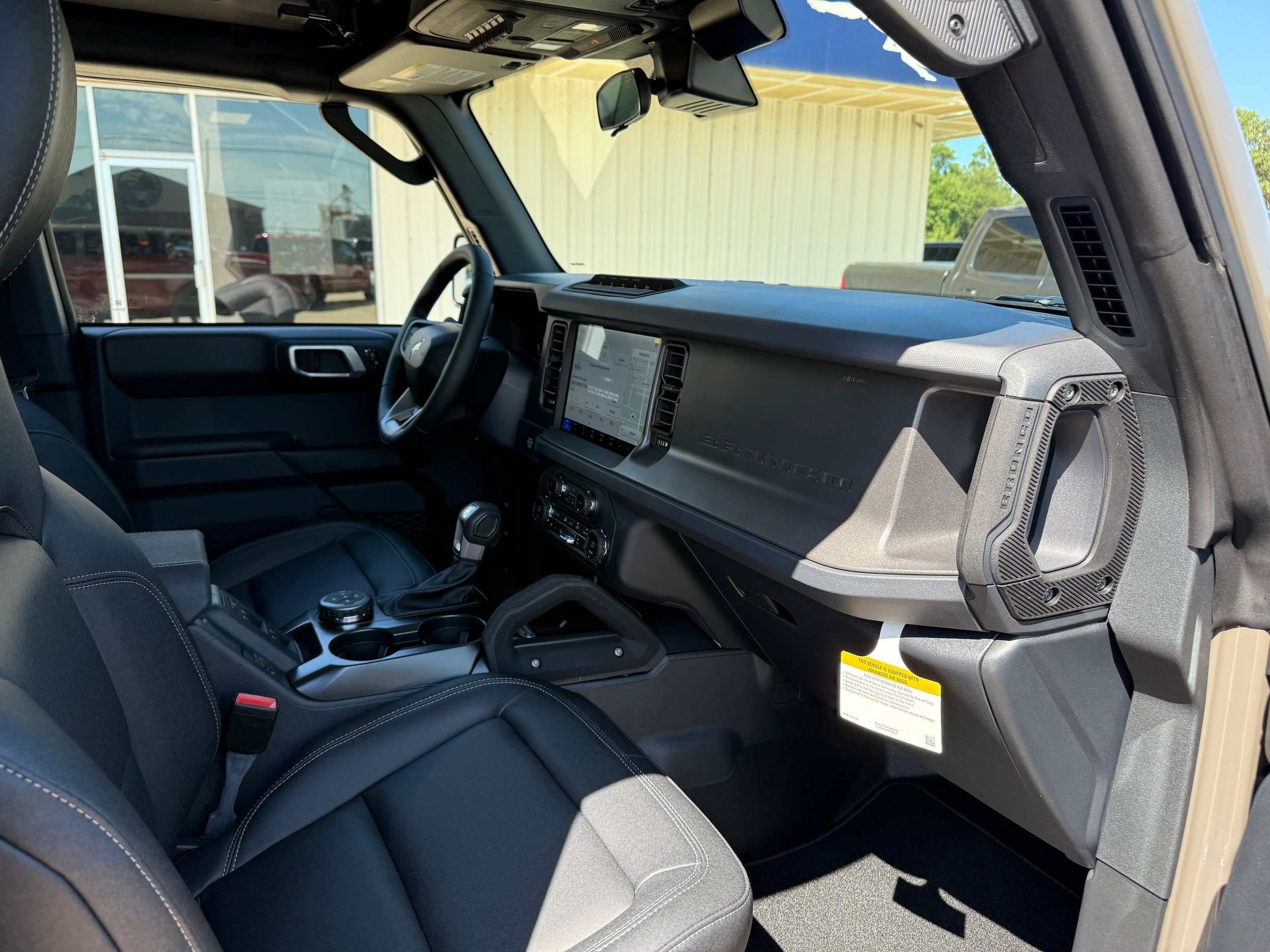 New 2026 Ford Bronco Badlands w/ Sasquatch Package AWD/4WD image 13