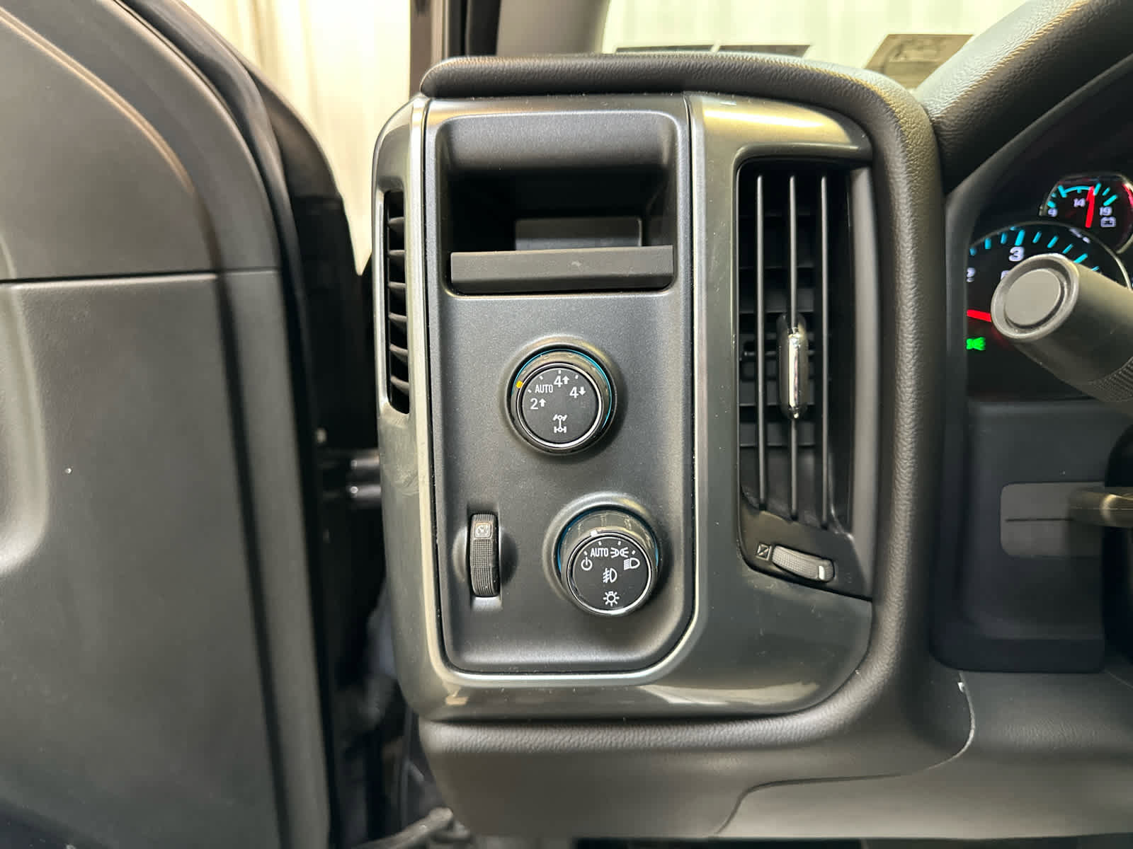 Used 2016 Chevrolet Silverado 1500 LT w/ All Star Edition image 23