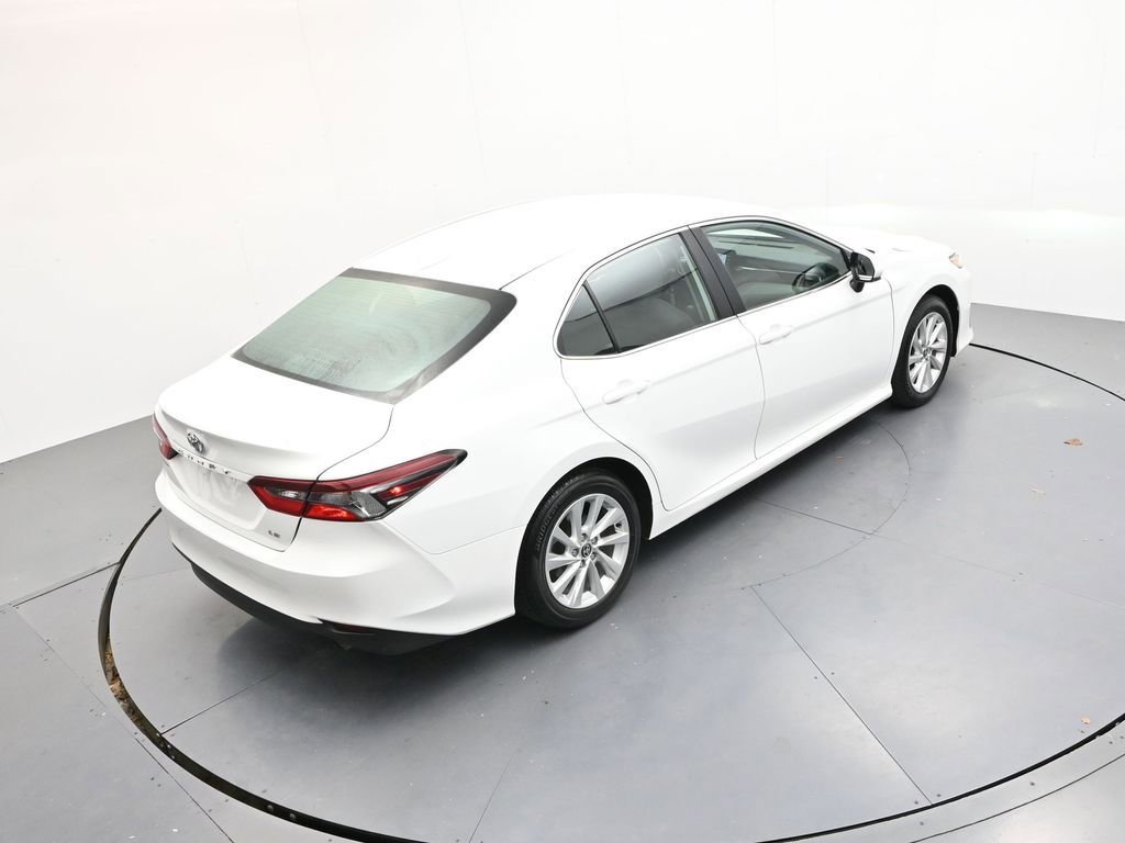 Used 2024 Toyota Camry LE image 25