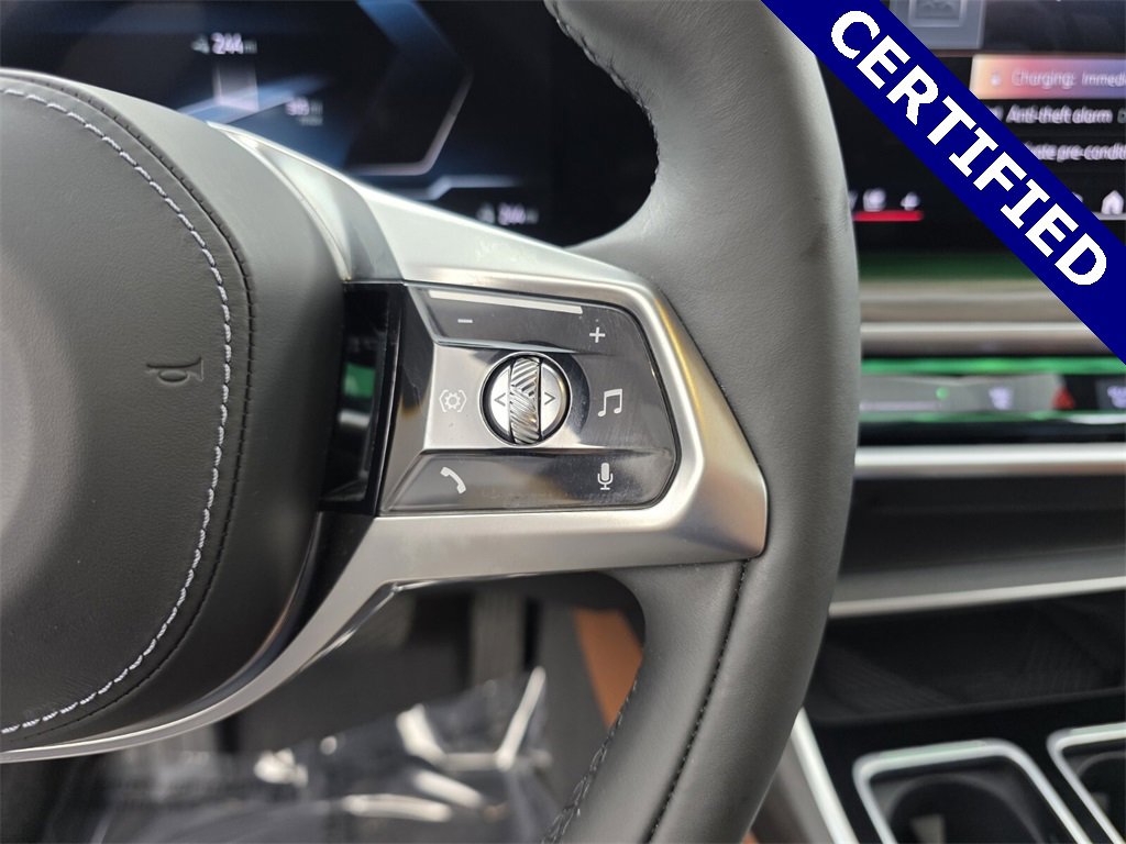 Certified 2023 BMW i7 xDrive60 image 21