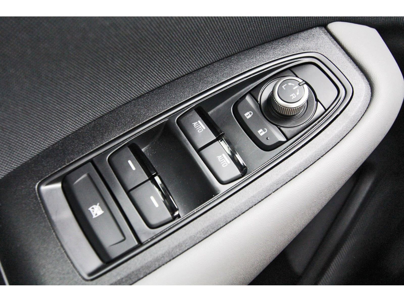 Certified 2025 Subaru Outback Premium image 20