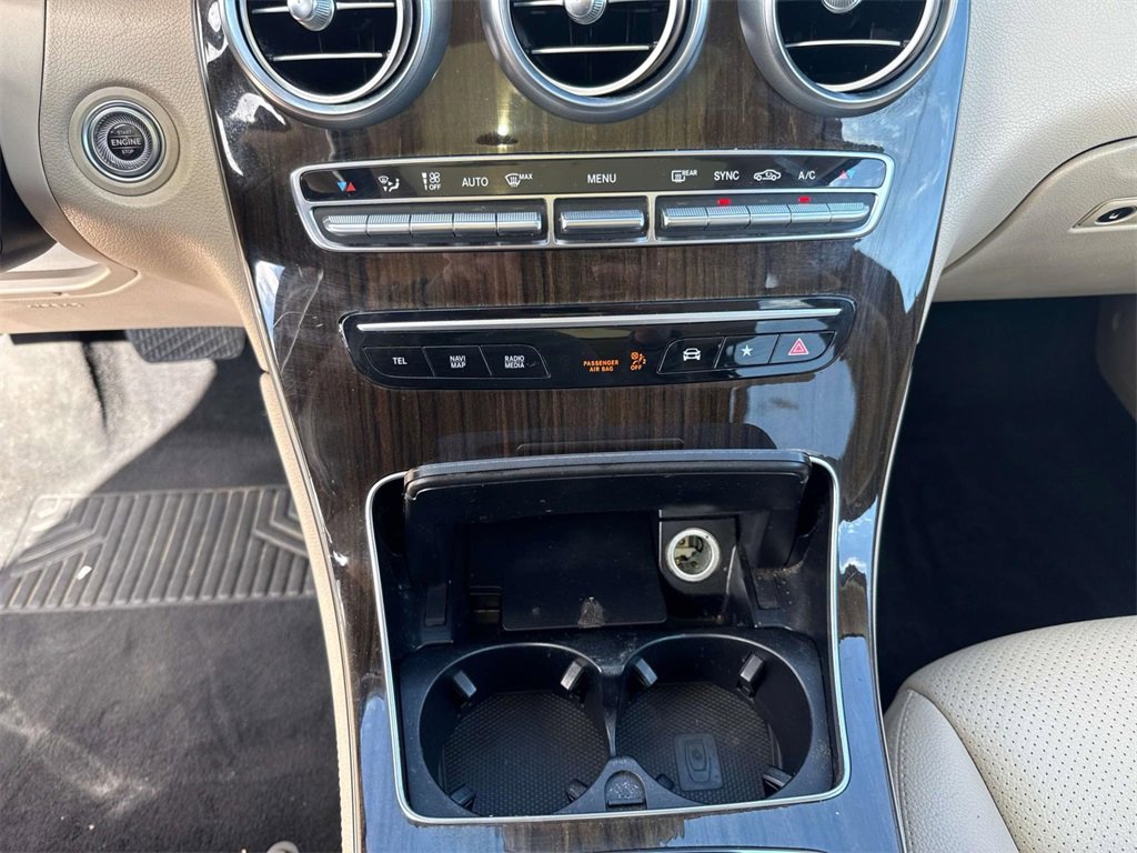 Used 2020 Mercedes-Benz GLC 300 w/ Multimedia Package image 26