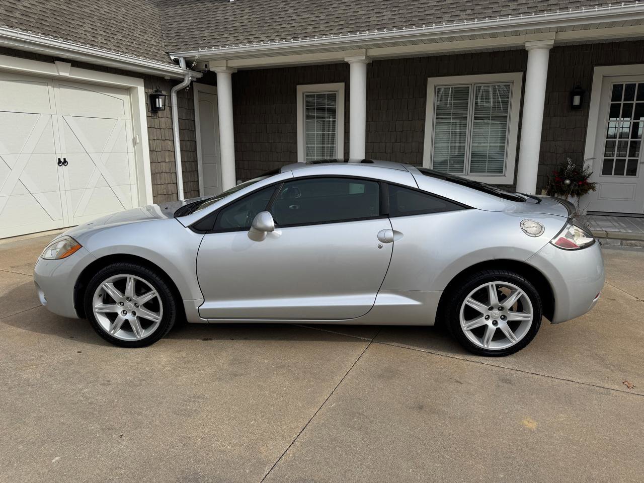Used 2006 Mitsubishi Eclipse GS image 3