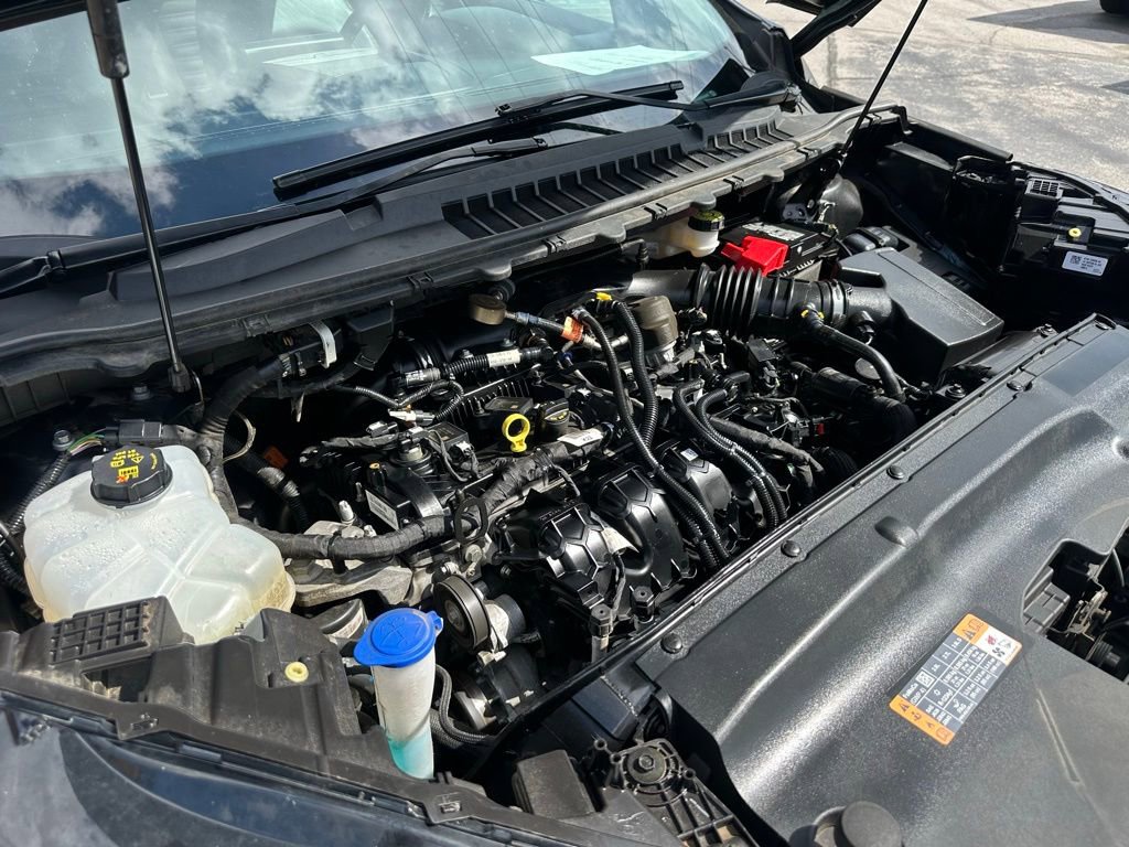 Used 2022 Ford Edge SE image 35