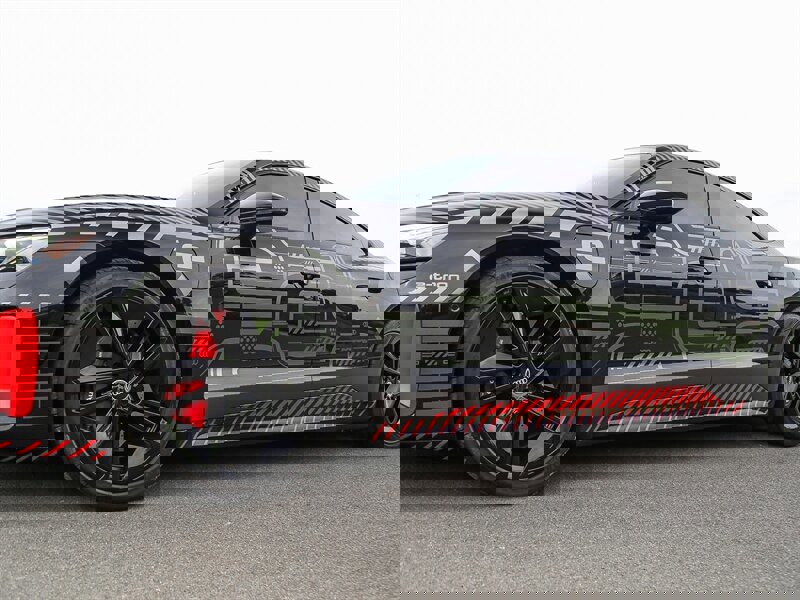 Used 2023 Audi RS e-tron GT image 6