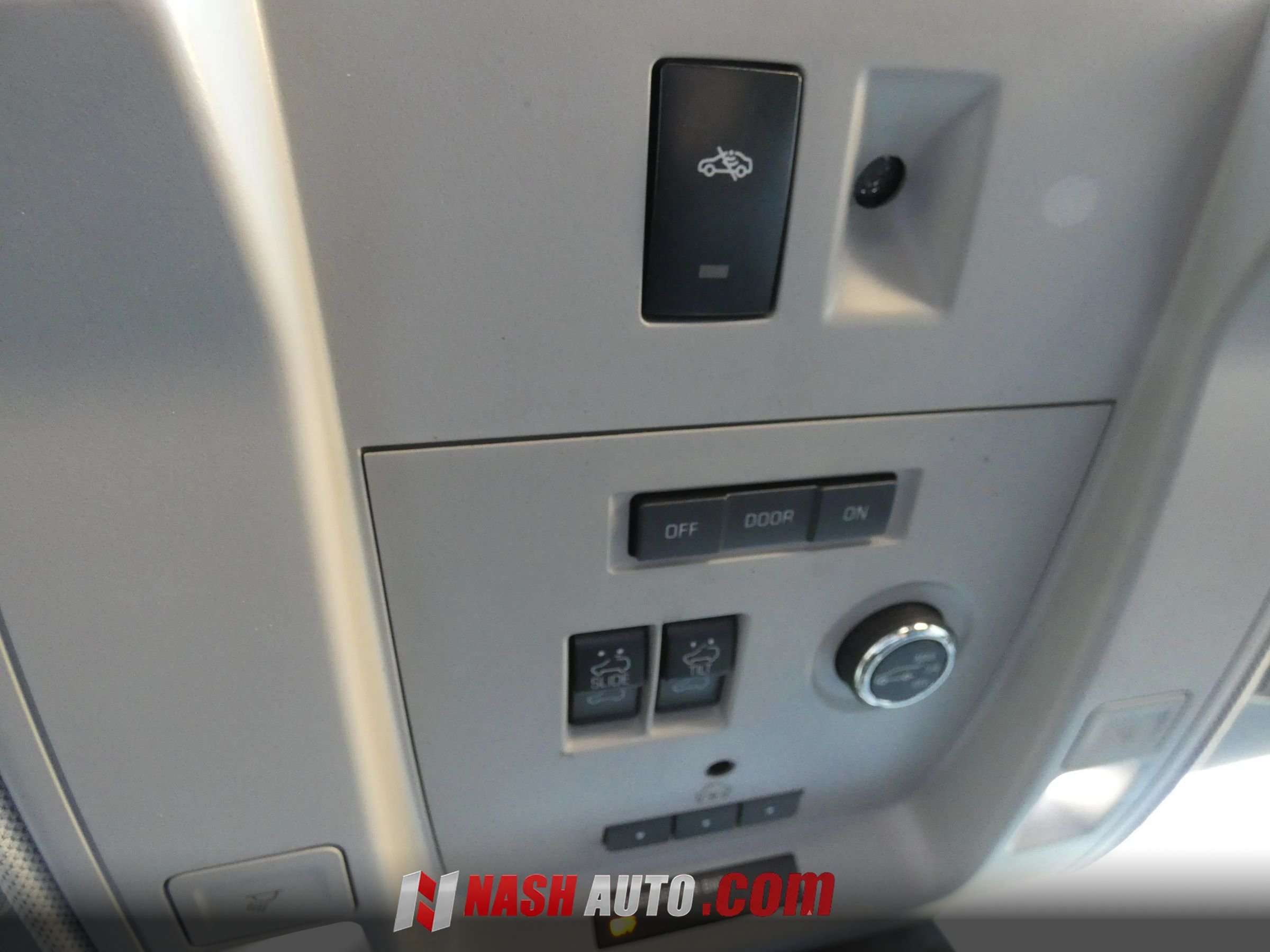 Used 2017 GMC Yukon Denali w/ Open Road Package RWD image 76