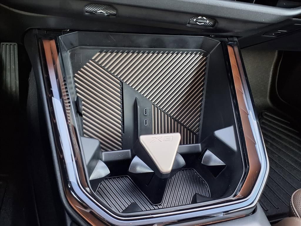 Used 2025 BMW X3 xDrive30i w/ Premium Package image 20