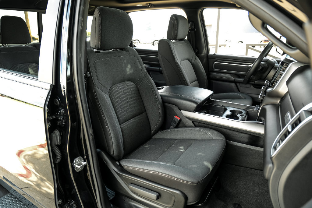 Used 2022 RAM 1500 Big Horn AWD/4WD image 48