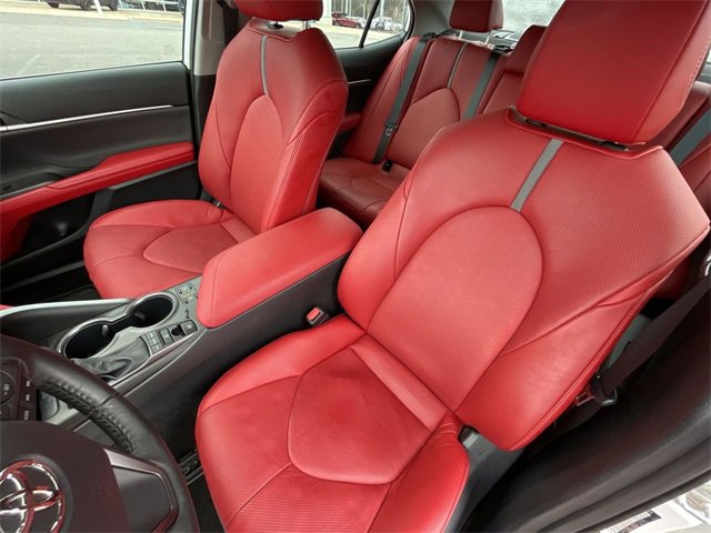 Used 2023 Toyota Camry XSE image 16