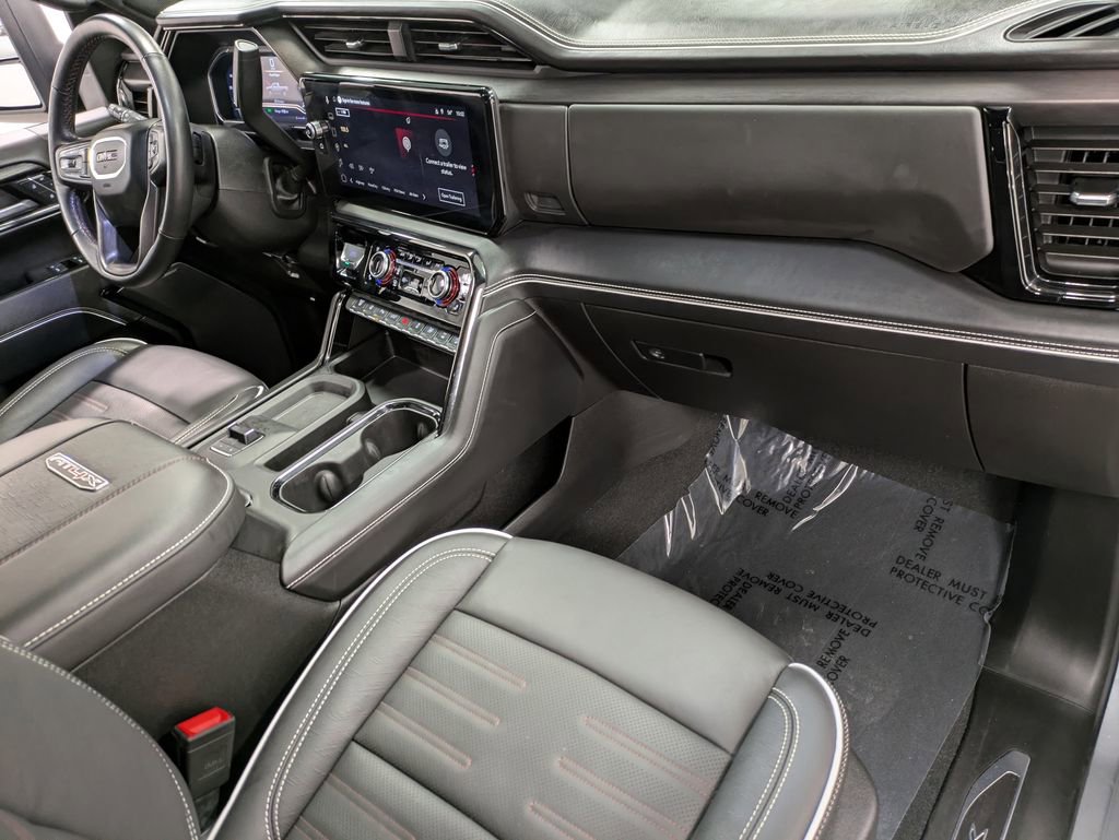Used 2025 GMC Sierra 2500 AT4X image 30
