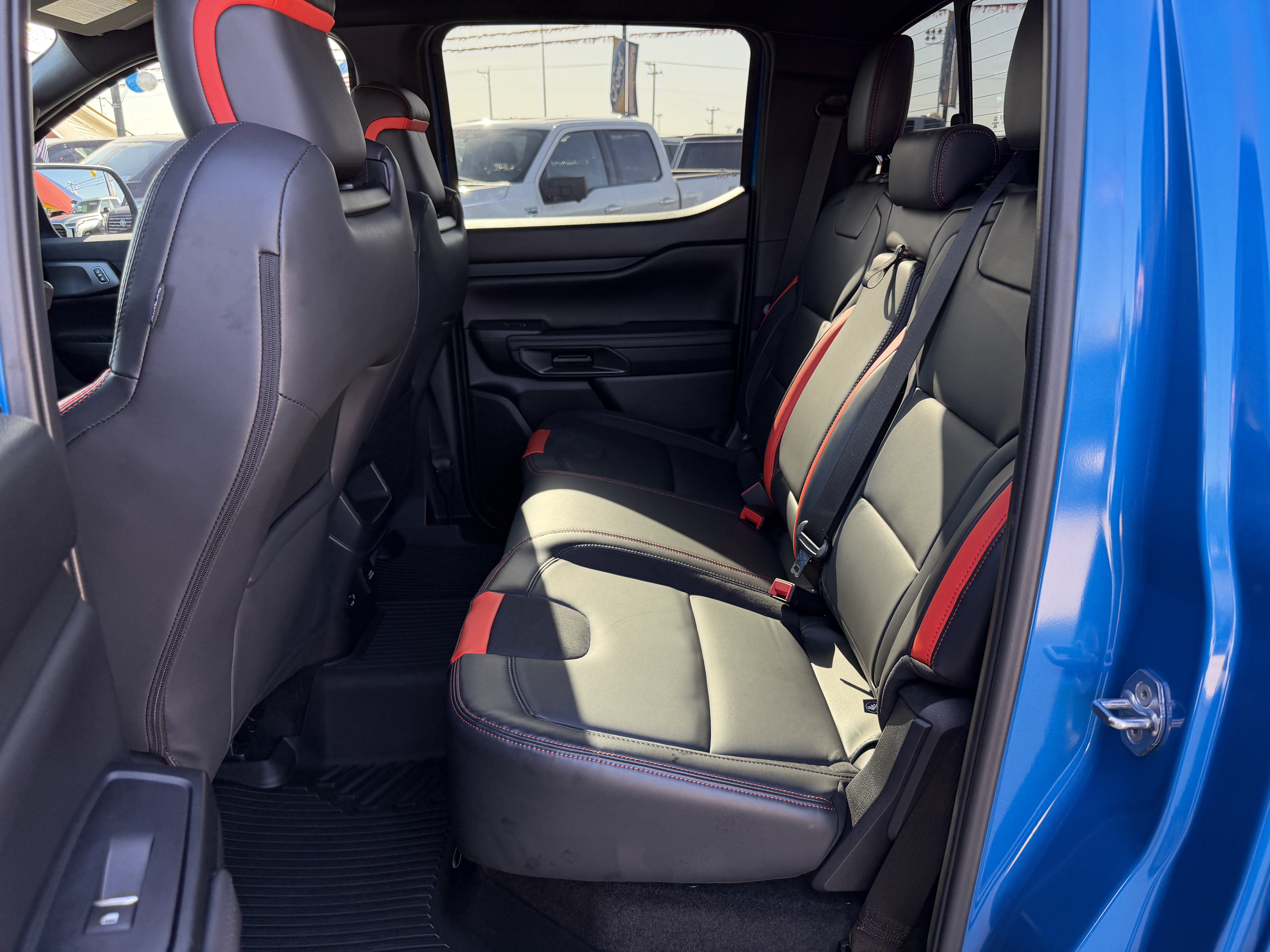 Used 2025 Ford Ranger Raptor AWD/4WD image 13