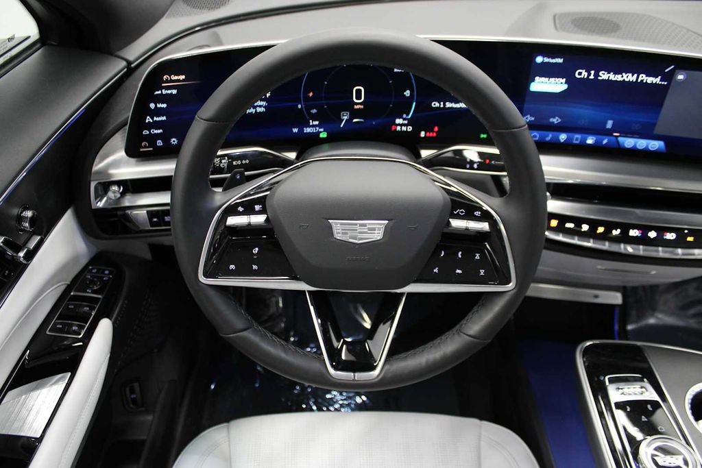 Used 2024 Cadillac Lyriq Luxury AWD/4WD image 19
