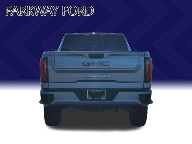 Used 2024 GMC Sierra 2500 Denali Ultimate AWD/4WD image 4
