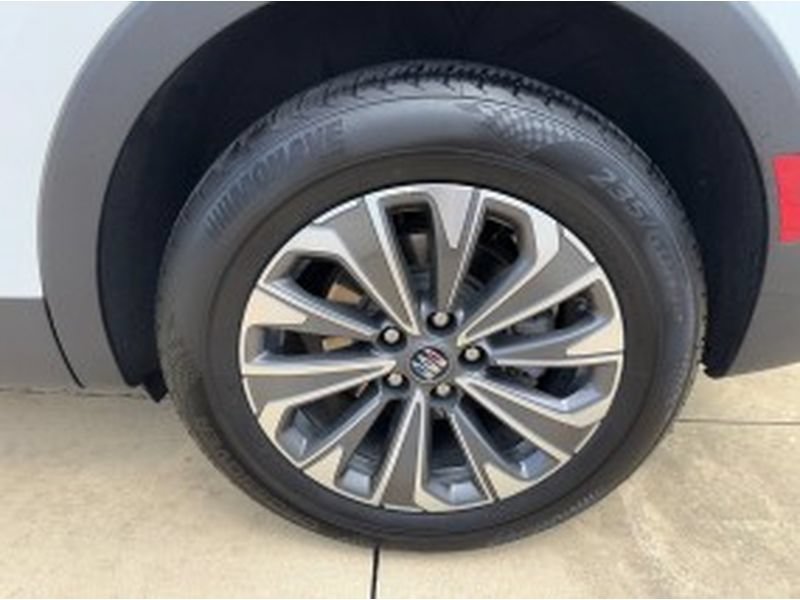 Used 2024 Buick Envision Preferred AWD/4WD image 11
