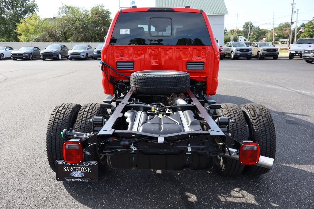 New 2027 Ford F350 XL w/ XL Chrome Package AWD/4WD image 4
