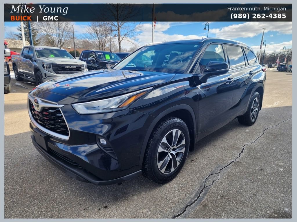 Used 2020 Toyota Highlander XLE image 1