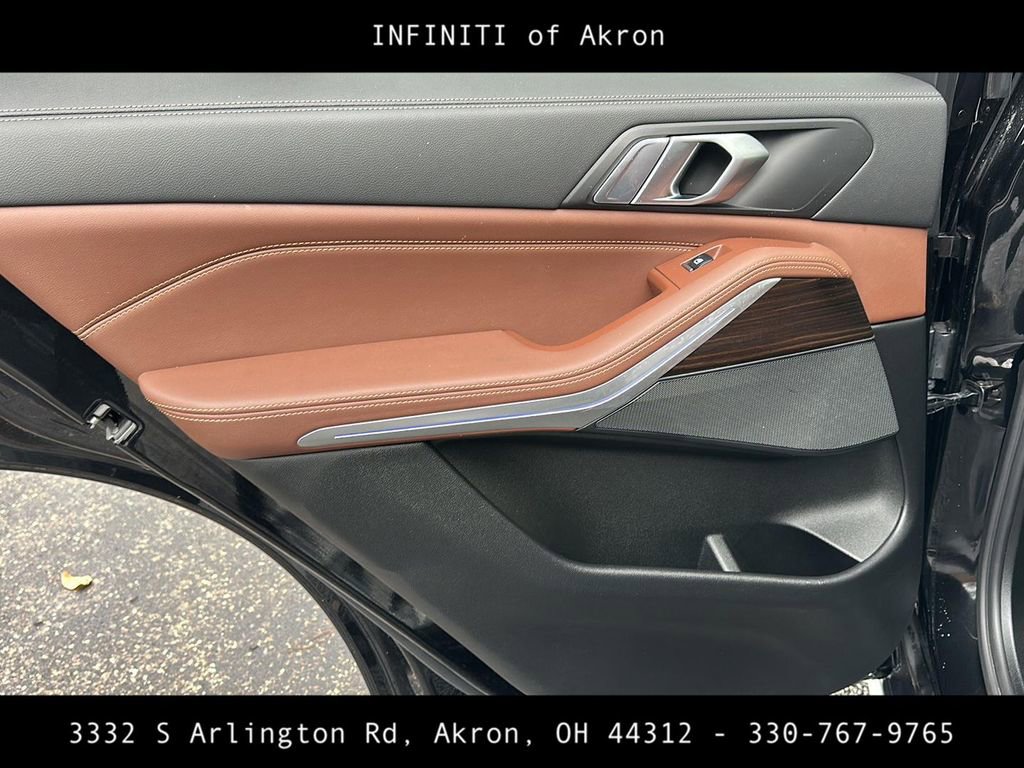 Used 2023 BMW X5 xDrive40i w/ Premium Package image 37