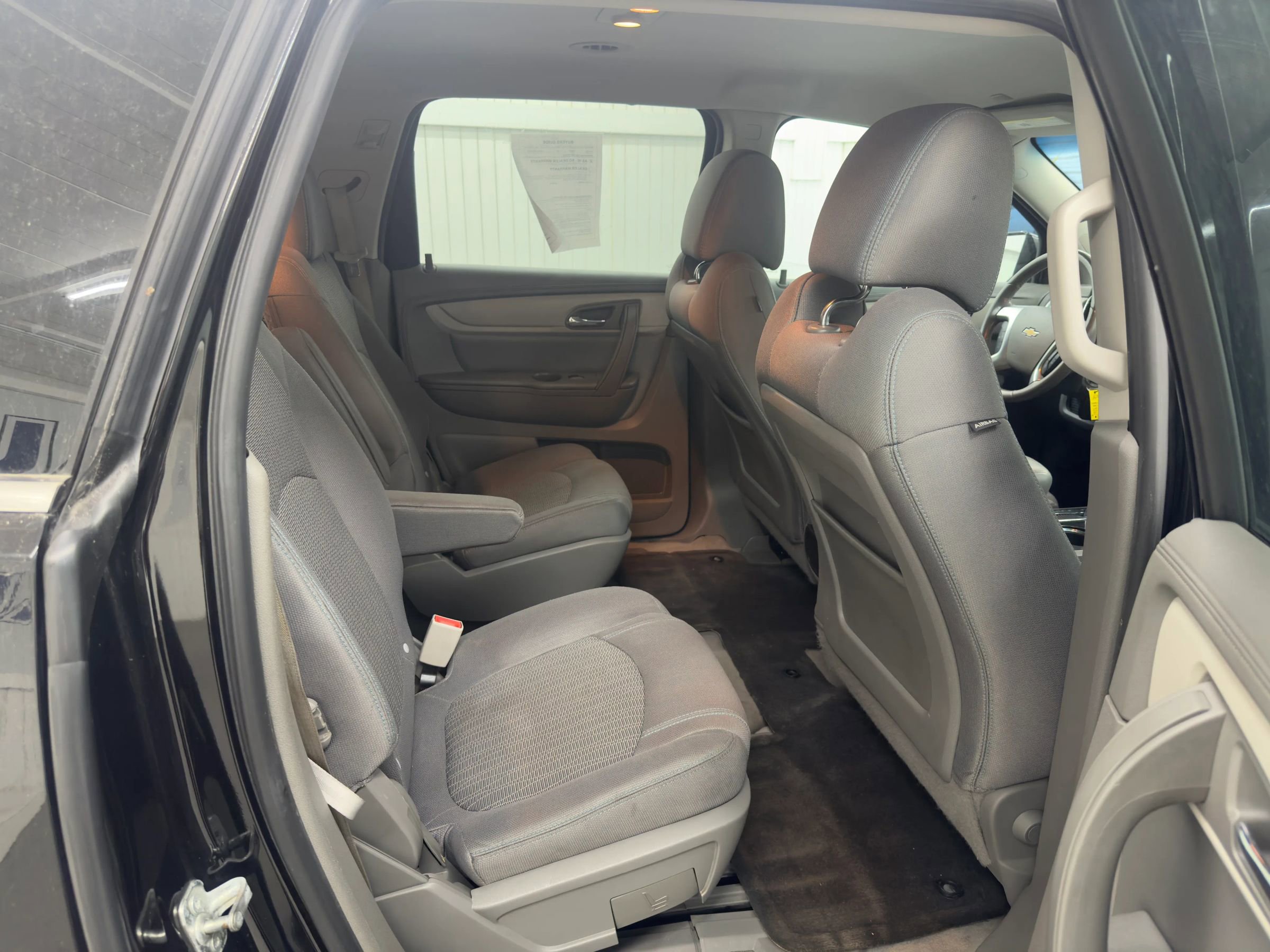 Used 2017 Chevrolet Traverse LT image 11