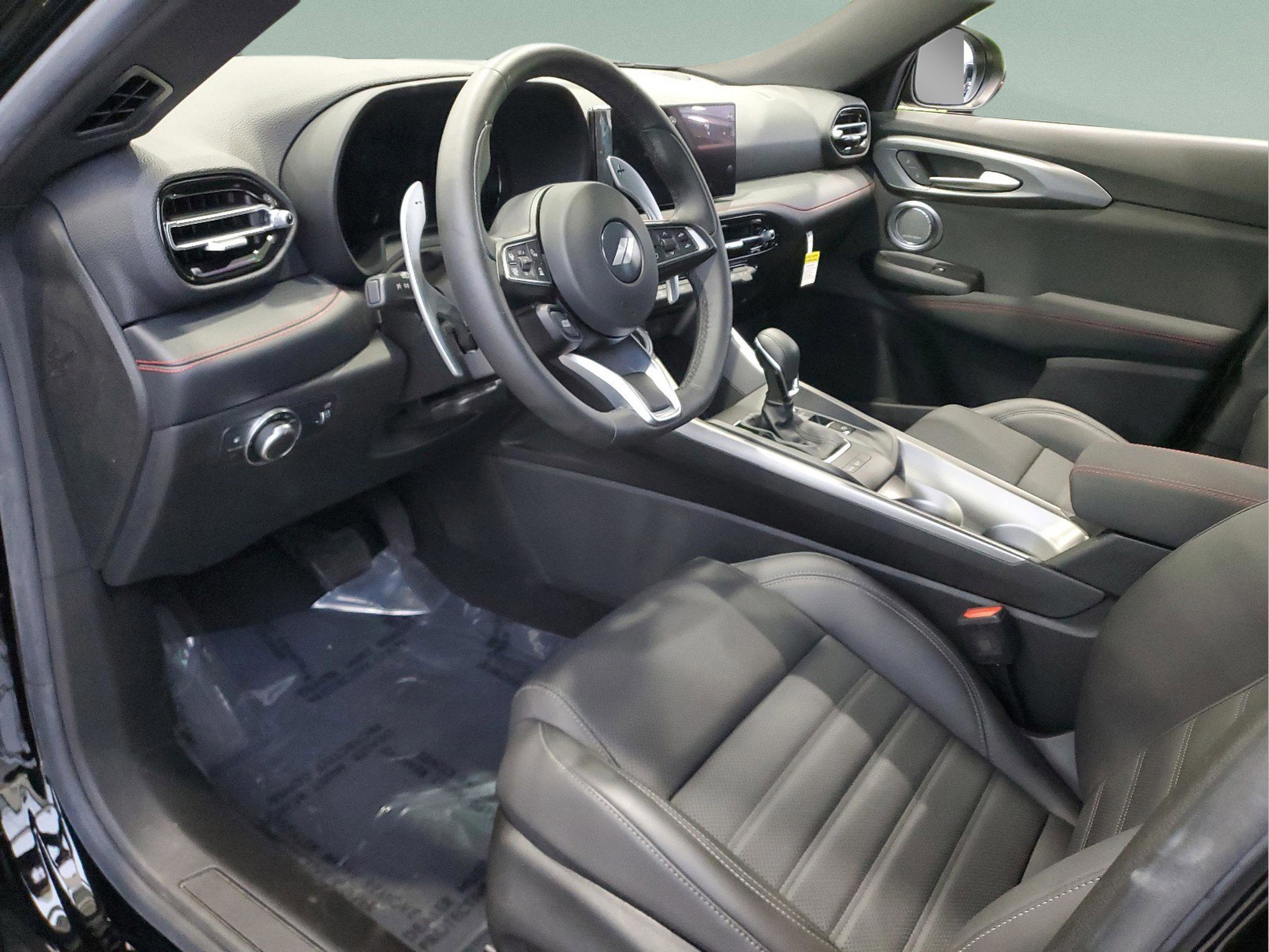 Used 2024 Dodge Hornet R/T Plus w/ Tech Pack Plus w/o Parking image 18