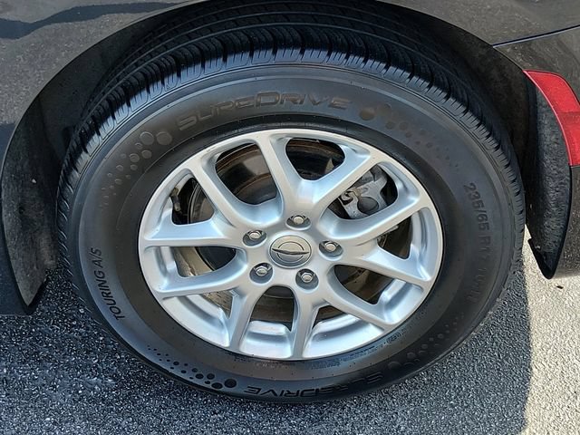 Used 2023 Chrysler Voyager LX FWD image 17