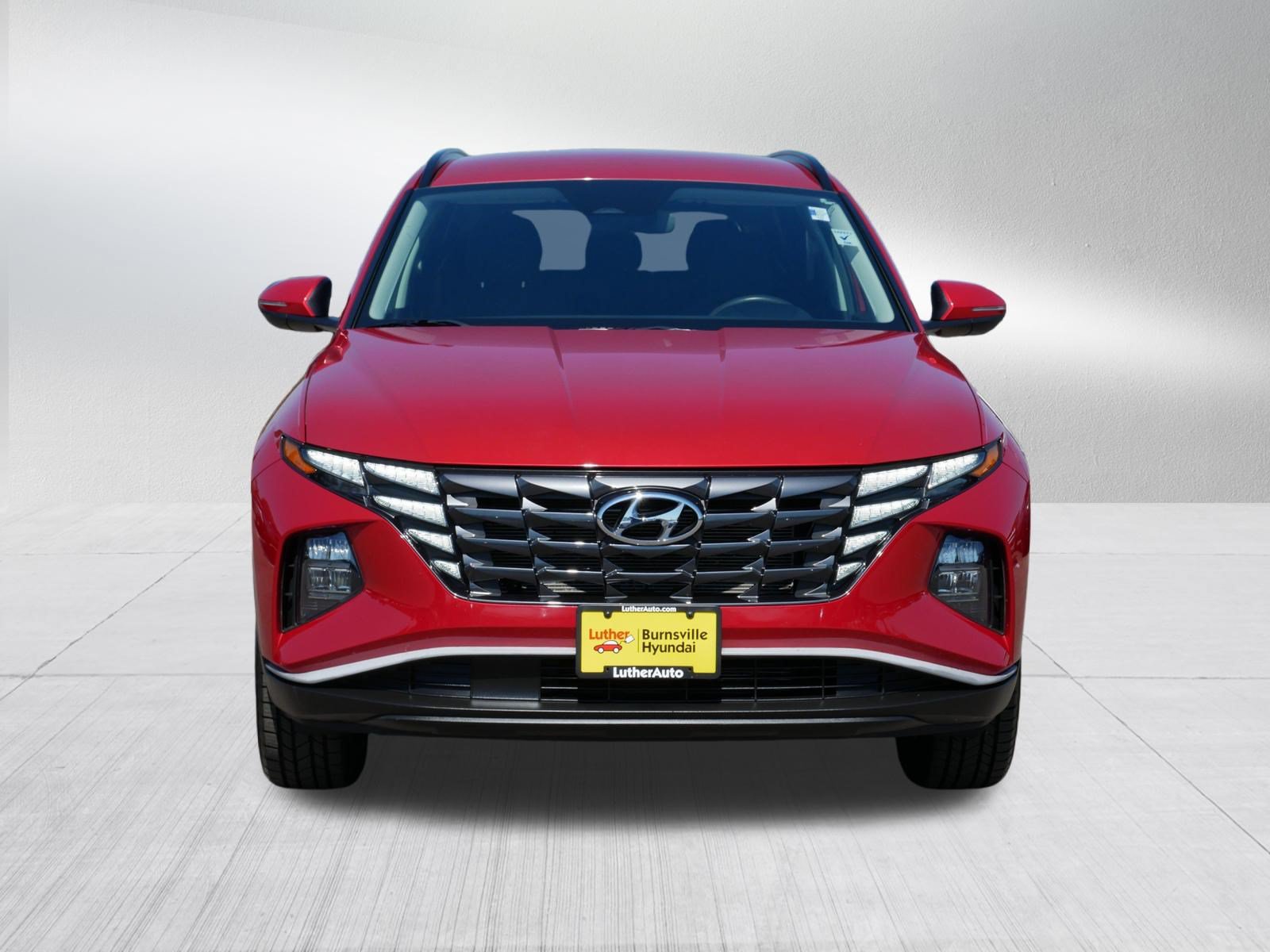 Certified 2022 Hyundai Tucson SEL w/ Cargo Package AWD/4WD image 2