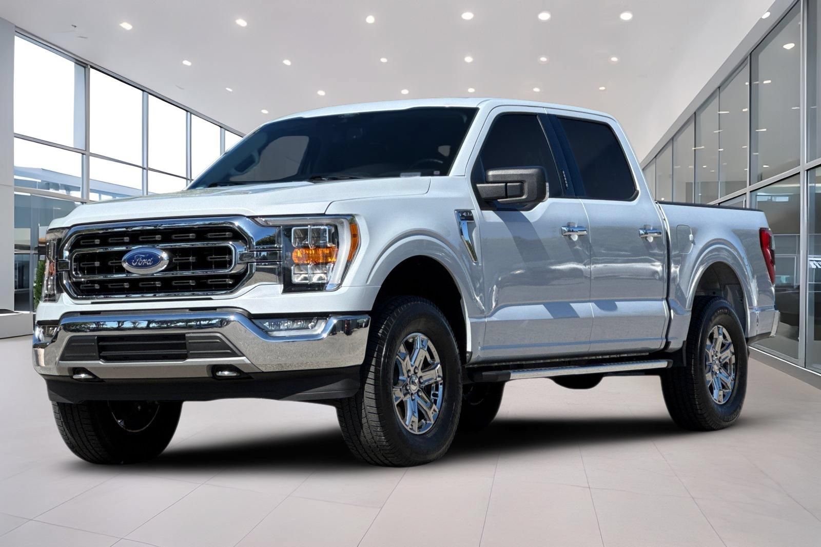 Used 2021 Ford F150 XLT w/ Equipment Group 302A High AWD/4WD image 8