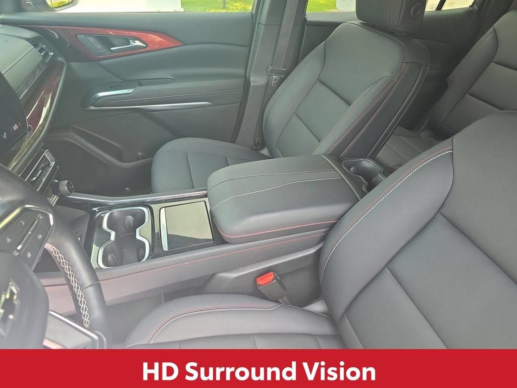Used 2025 Chevrolet Traverse Z71 w/ Driver Confidence Package AWD/4WD image 14