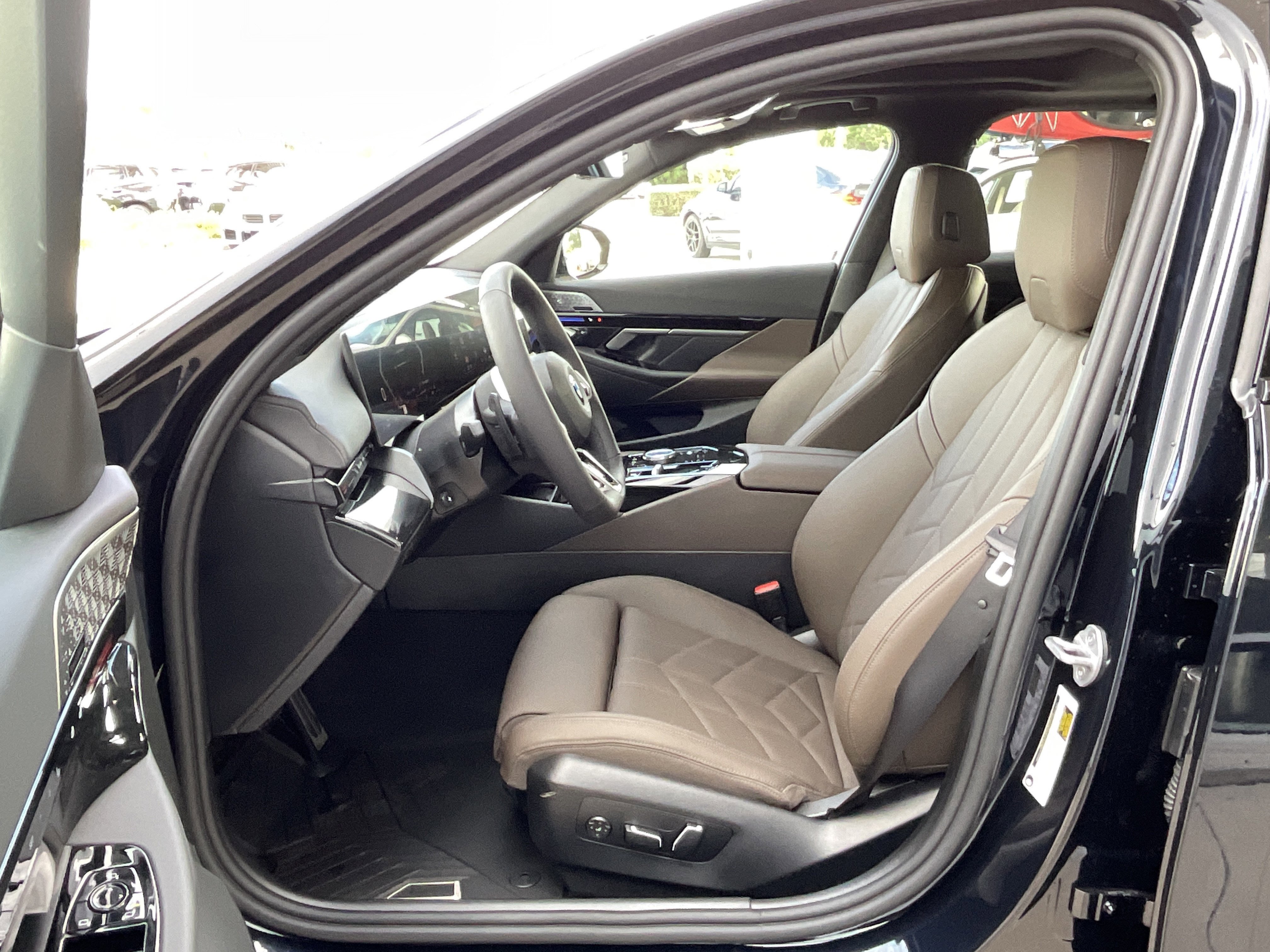 New 2026 BMW 530i w/ M Sport Package image 10