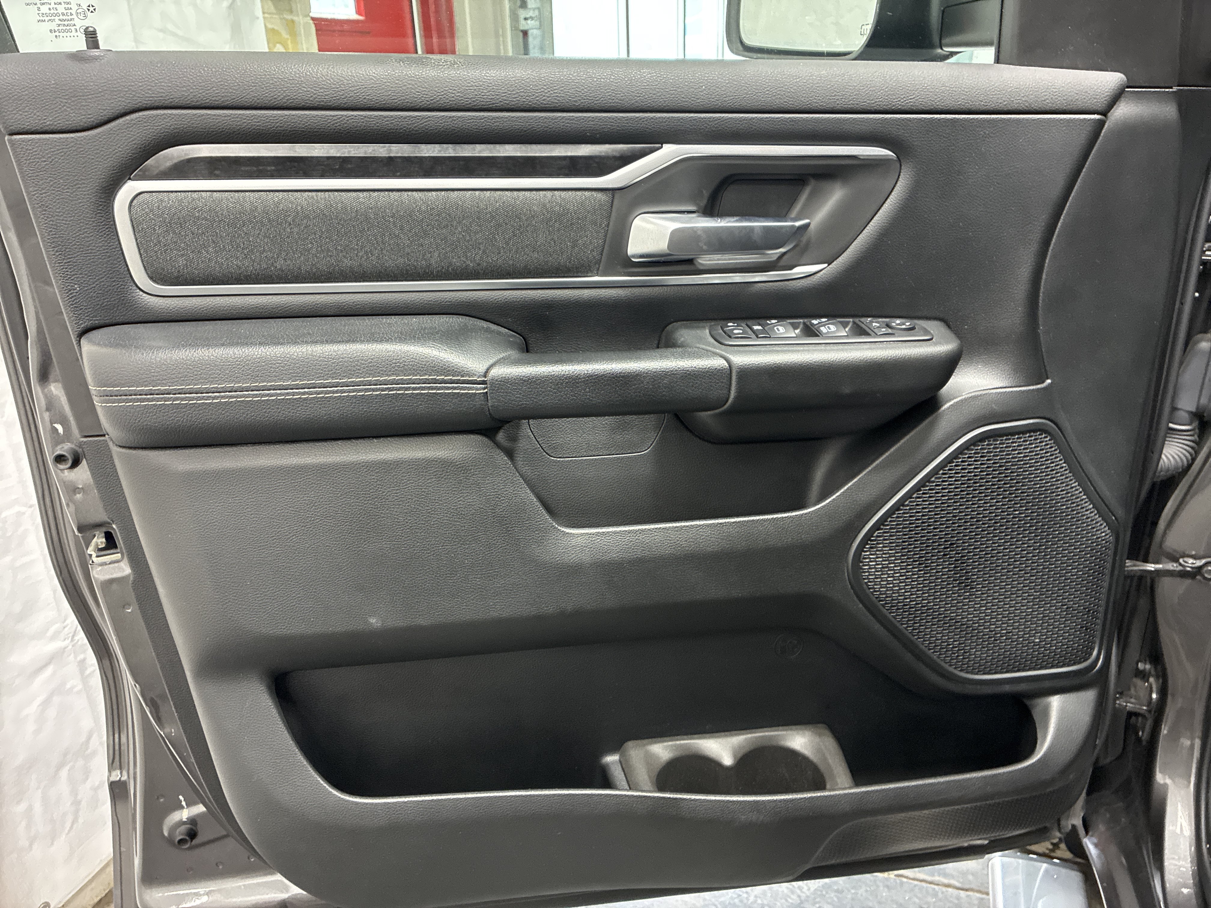Used 2019 RAM 1500 Big Horn AWD/4WD image 17